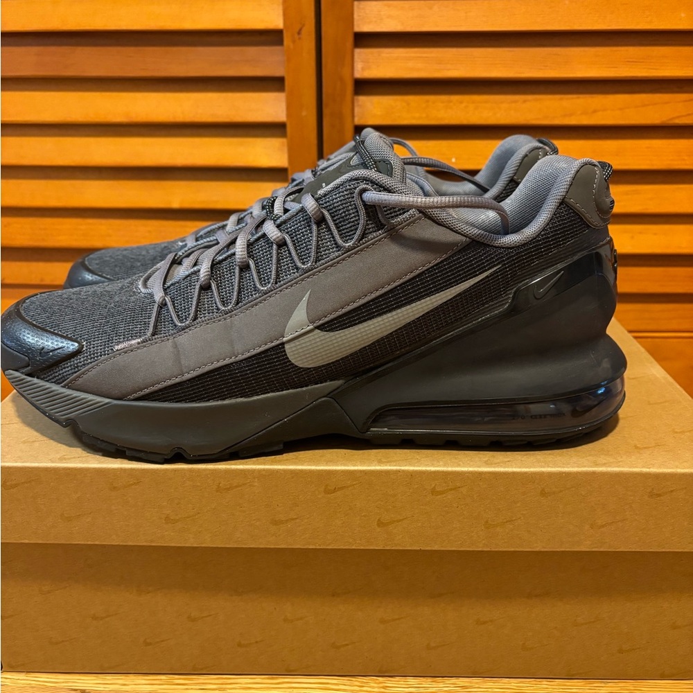 Nike Air Max Black and Gray Shoes